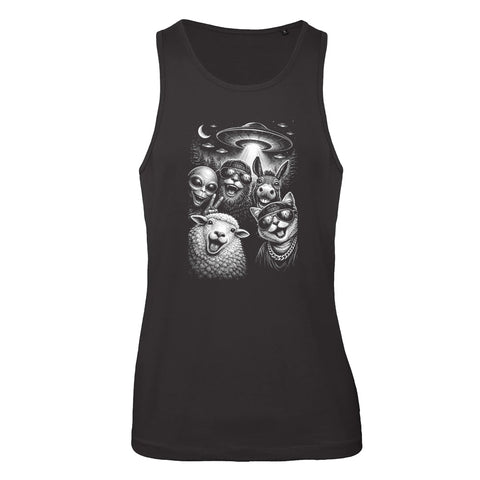 The Weird Gang – Funny Alien UFO Crew